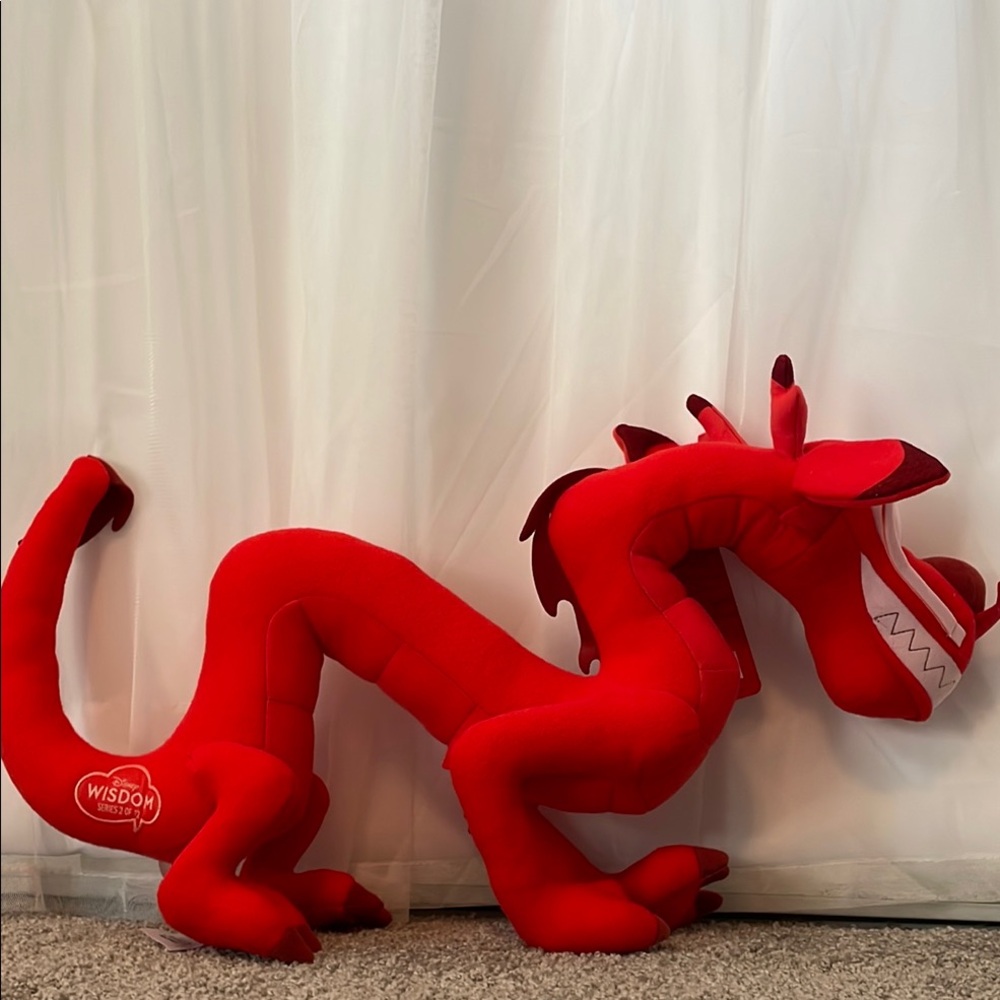 RARE Disney Wisdom Collection. MUSHU red dragon plush with intricate embroidery. - Picture 7 of 10